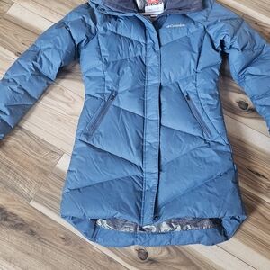 Columbia Women's Blue Puffer Jacket